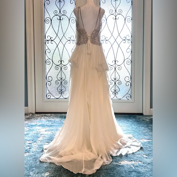 Customized Martina Liana 938 Boho Ivory Silk And Lace Wedding Dress Size 12 US - Picture 6 of 16